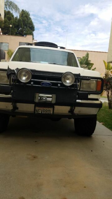1990 White Ford Bronco