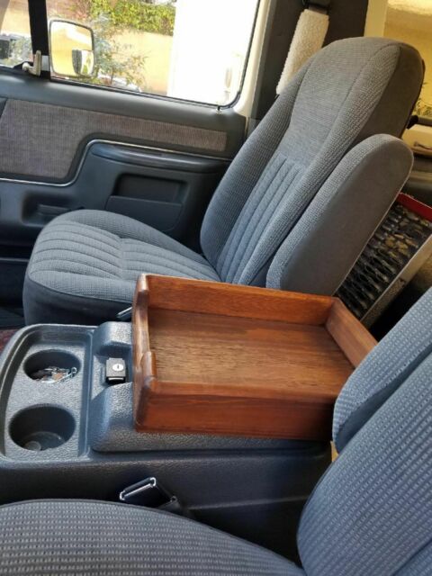 1990 White Ford Bronco