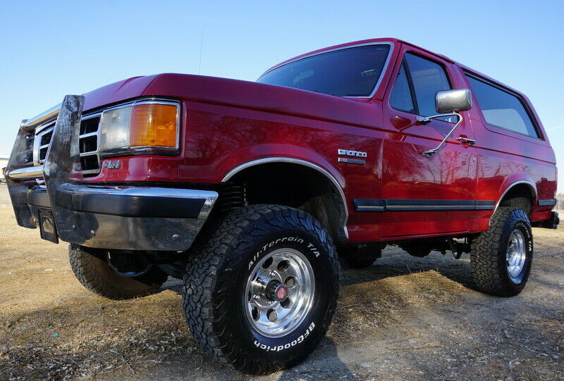 1990 Red Ford Bronco SUV