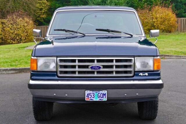 1990 Blue Ford Bronco SUV