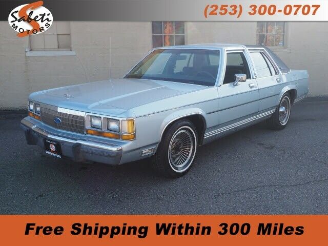 1990 Silver Ford Crown Victoria LX 4dr Sedan