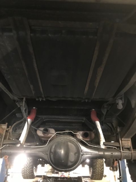 1990 Black Ford F-150 Standard Cab Pickup