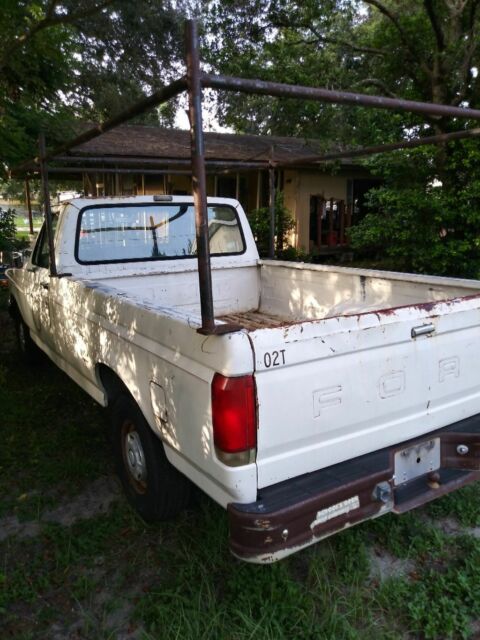 1990 White Ford F-150 pick up
