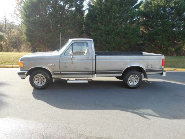 1990 Gray Ford F-150 Standard Cab Pickup