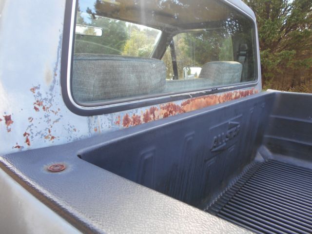 1990 Gray Ford F-150 Standard Cab Pickup