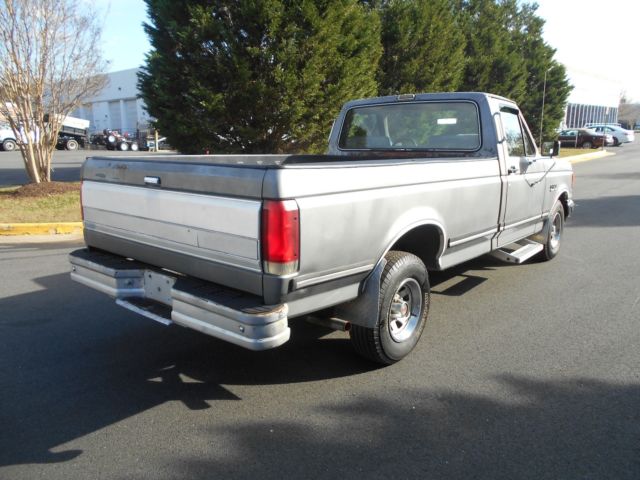 1990 Gray Ford F-150 Standard Cab Pickup