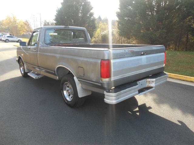 1990 Gray Ford F-150 Standard Cab Pickup