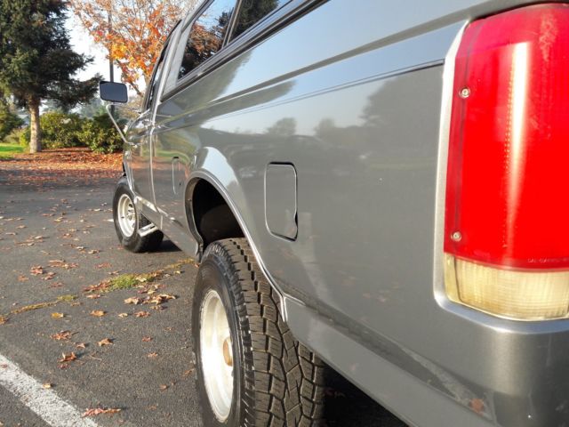 1990 Gray Ford F-150 Standard Cab Pickup