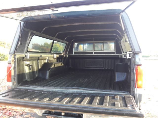 1990 Gray Ford F-150 Standard Cab Pickup
