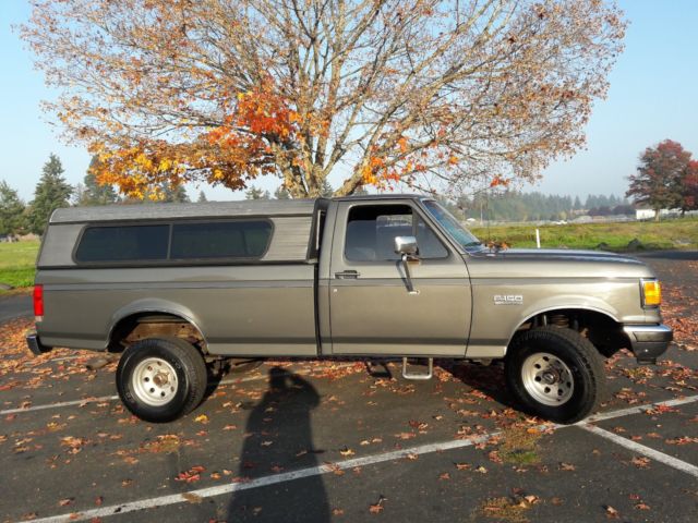 1990 Gray Ford F-150 Standard Cab Pickup