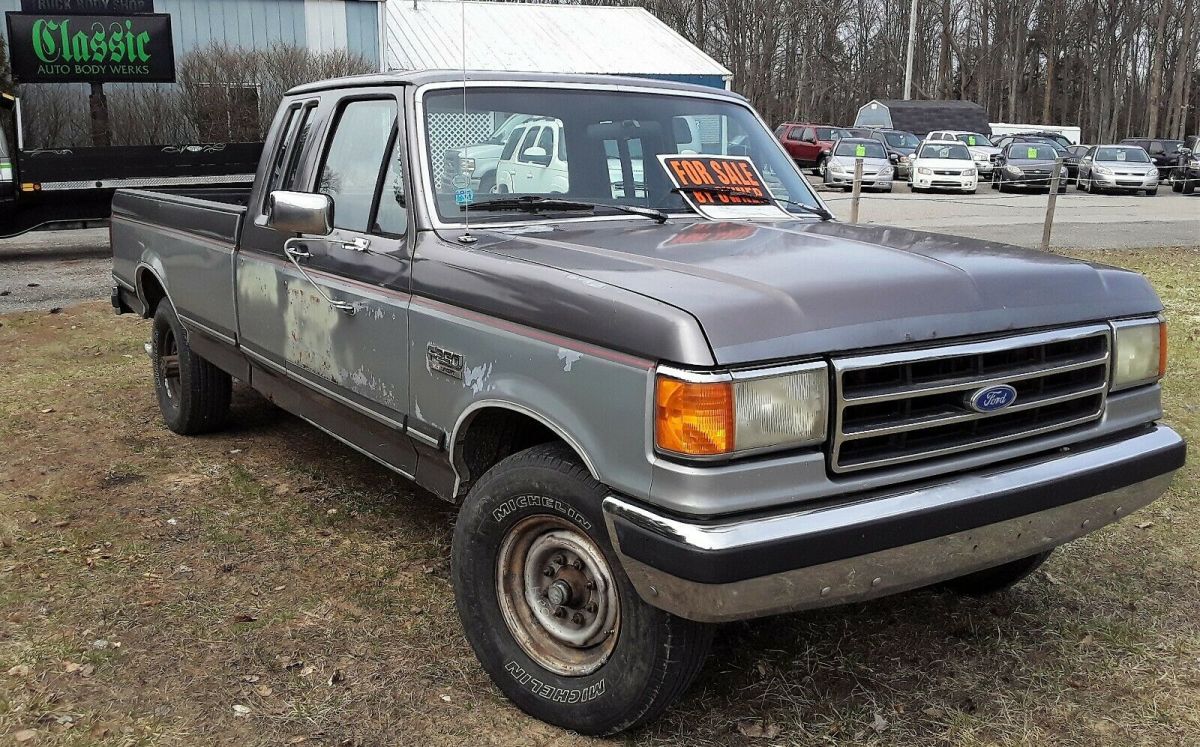 1990 Gray Ford F-250 Extended Cab Pickup
