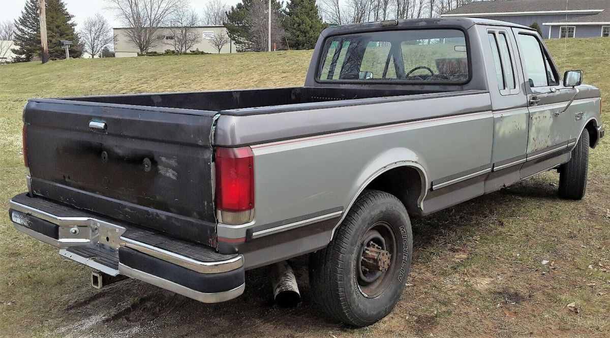 1990 Gray Ford F-250 Extended Cab Pickup