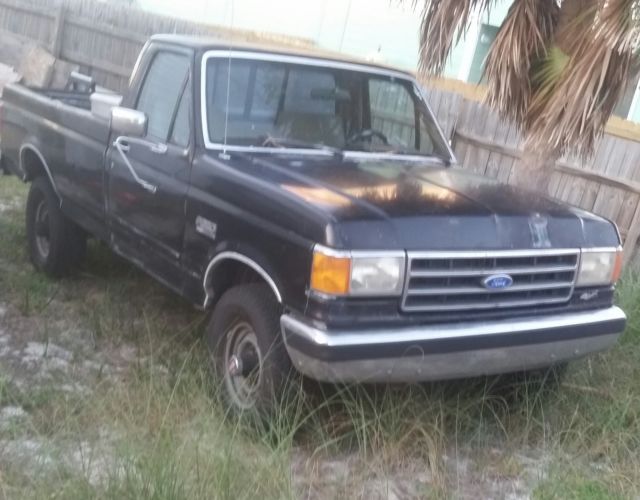 1990 Black Ford F-250 Standard Cab Pickup