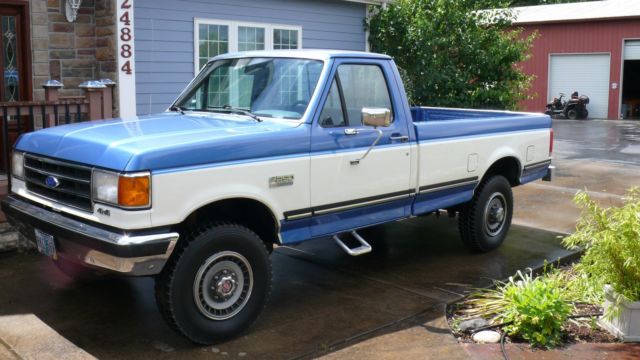 1990 Blue Ford F-250