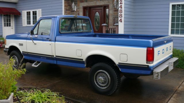 1990 Blue Ford F-250