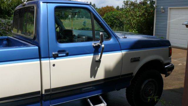 1990 Blue Ford F-250