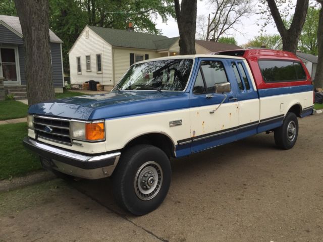 1990 Blue Ford F-250 Extended Cab Pickup
