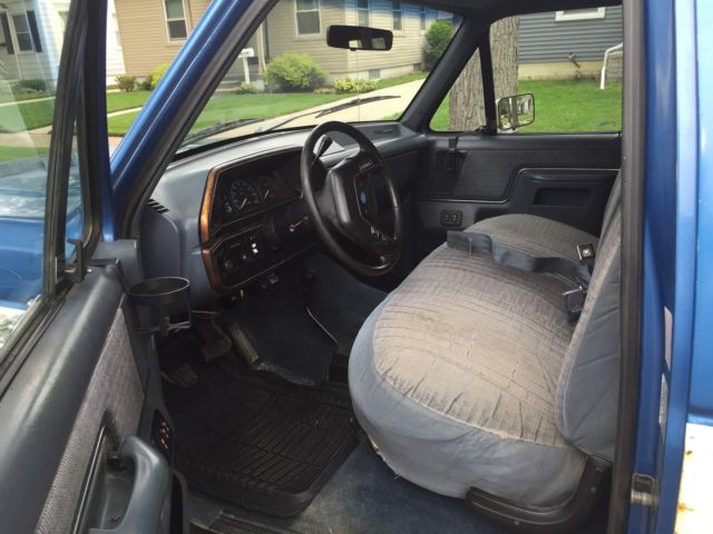 1990 Blue Ford F-250 Extended Cab Pickup