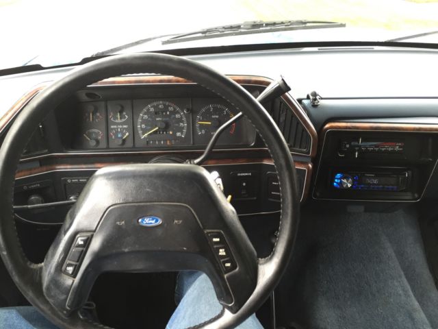 1990 Blue Ford F-250 Extended Cab Pickup