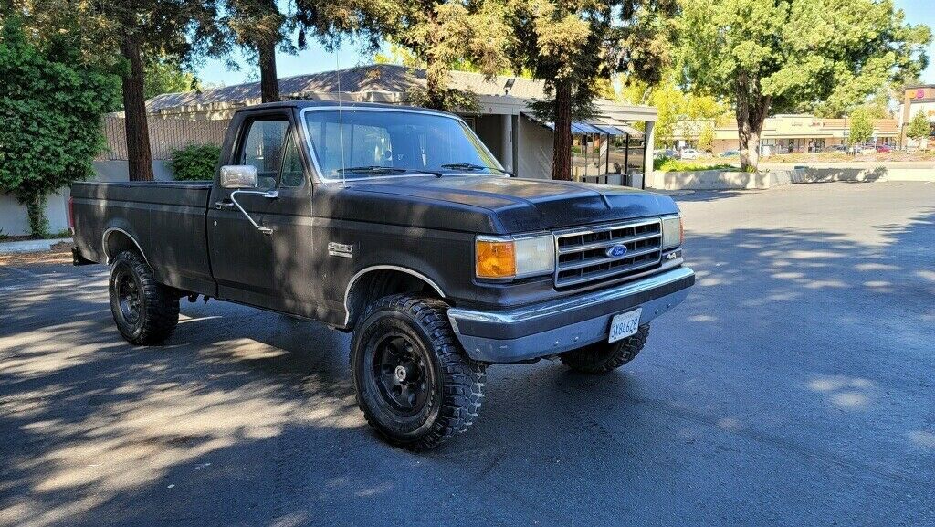 1990 Black Ford F-250 Pickup