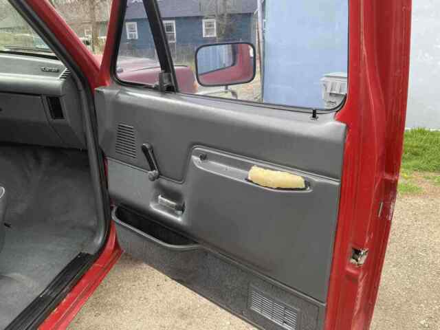 1990 Red Ford F-250 Pickup