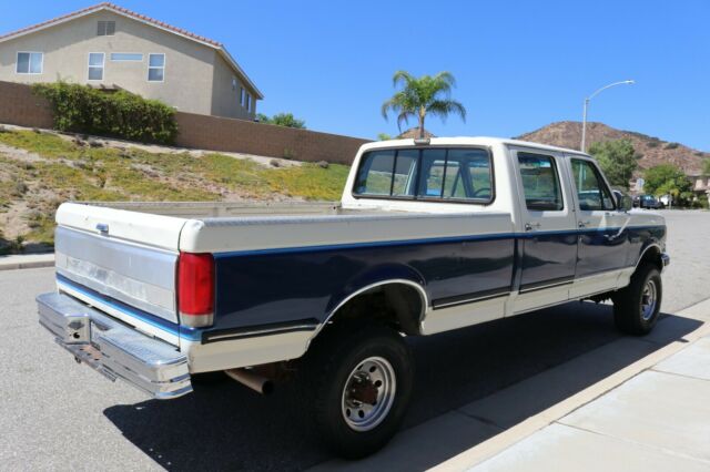 1990 White Ford F-350 Crew Cab Pickup