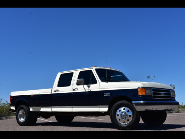 1990 White Ford F-350 --