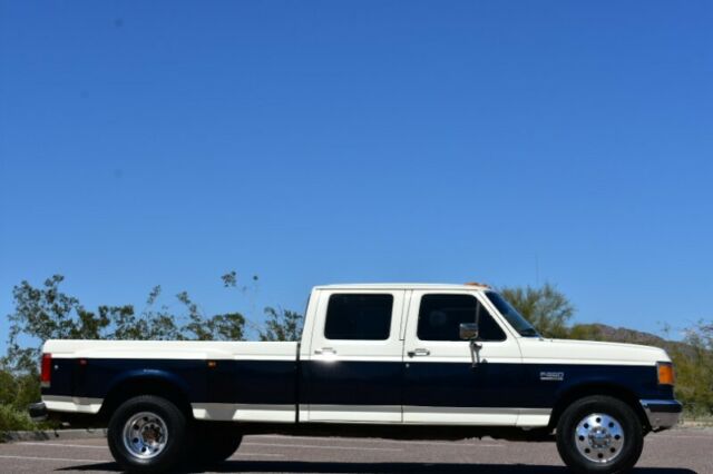 1990 White Ford F-350 --