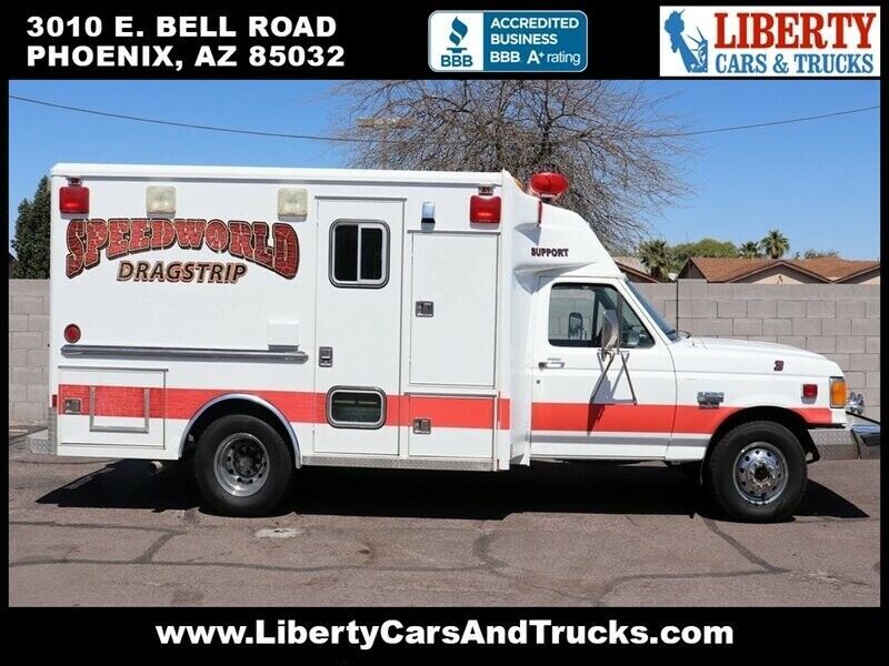 1990 White Ford F-350 --