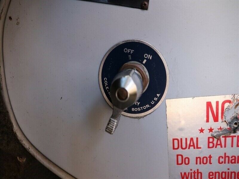 1990 White Ford F-350 --