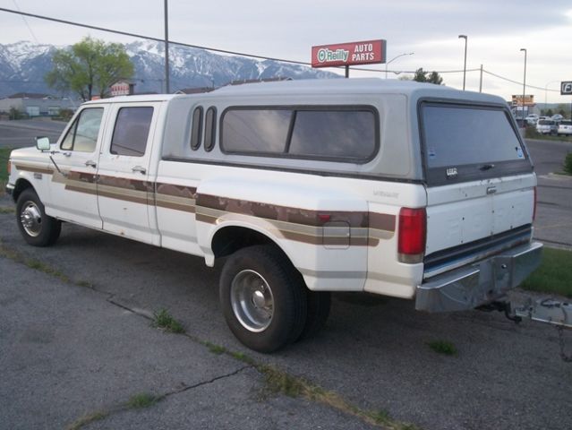 1990 Ford F-350 Crew Cab Pickup