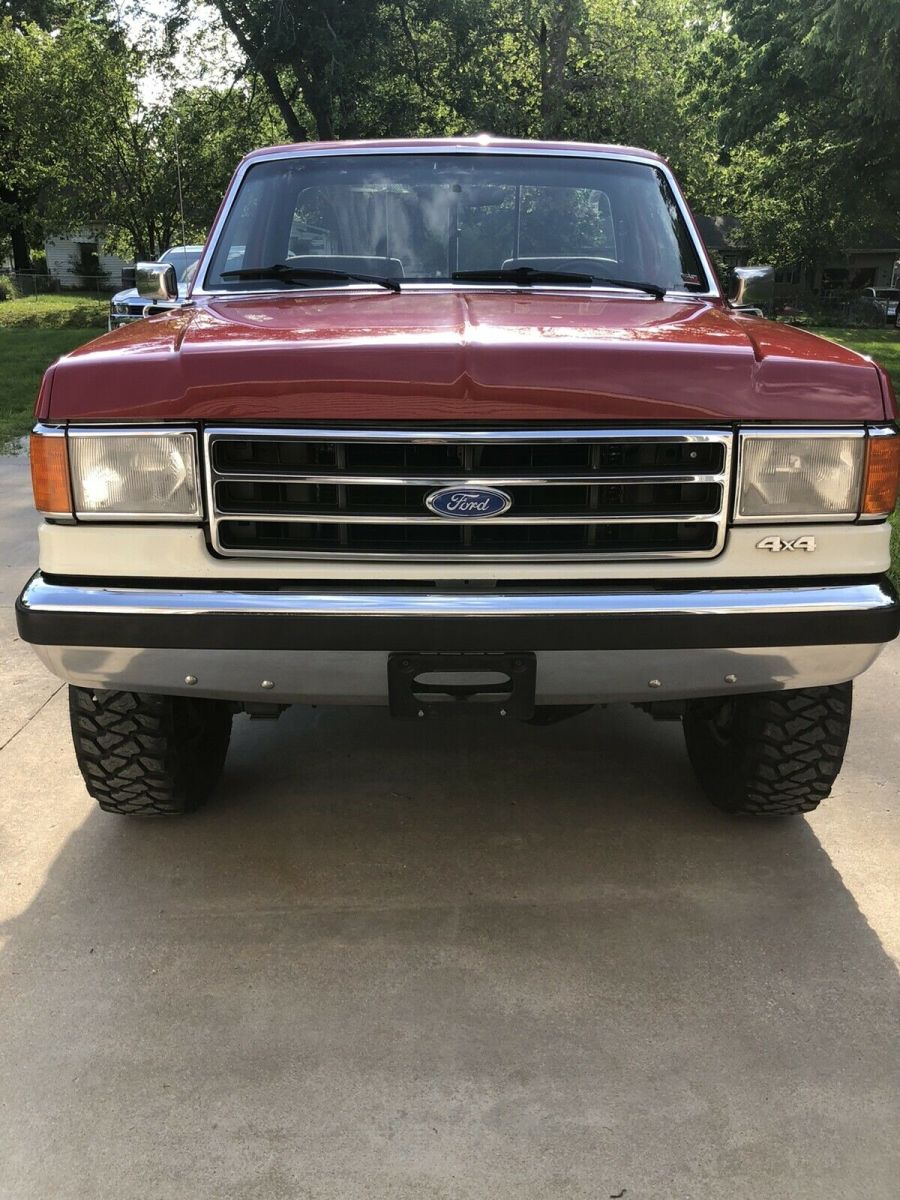 1990 Red Ford F-350 Pickup