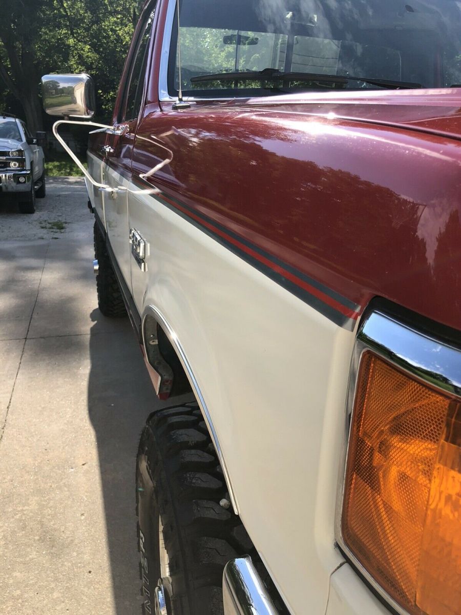 1990 Red Ford F-350 Pickup