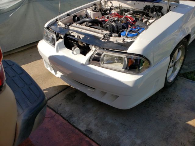 1990 White Ford Mustang Hatchback