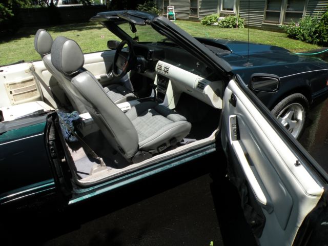1990 Ford Mustang Convertible
