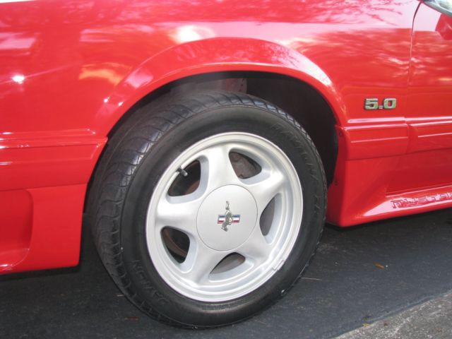 1990 Ford Mustang