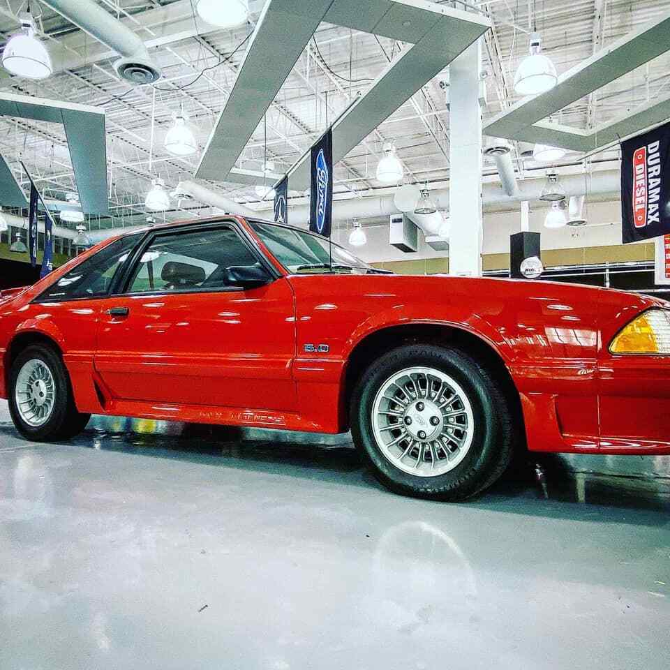 1990 Red Ford Mustang