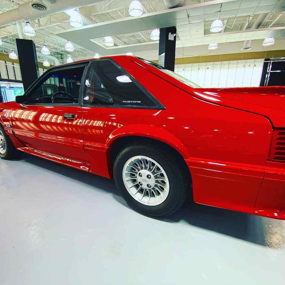 1990 Red Ford Mustang