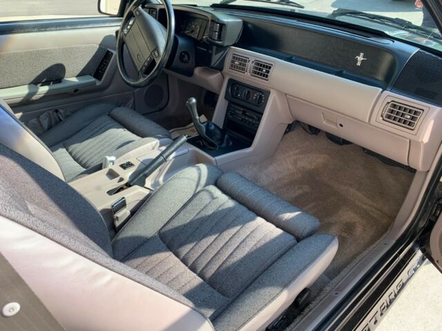 1990 Black Ford Mustang Hatchback