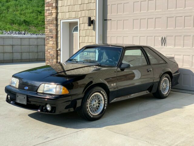 1990 Black Ford Mustang Hatchback