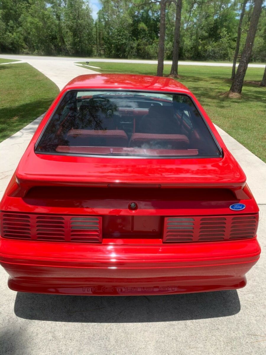1990 Red Ford Mustang Hatchback