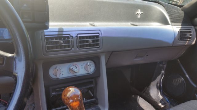 1990 White Ford Mustang Coupe
