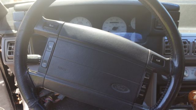 1990 White Ford Mustang Coupe