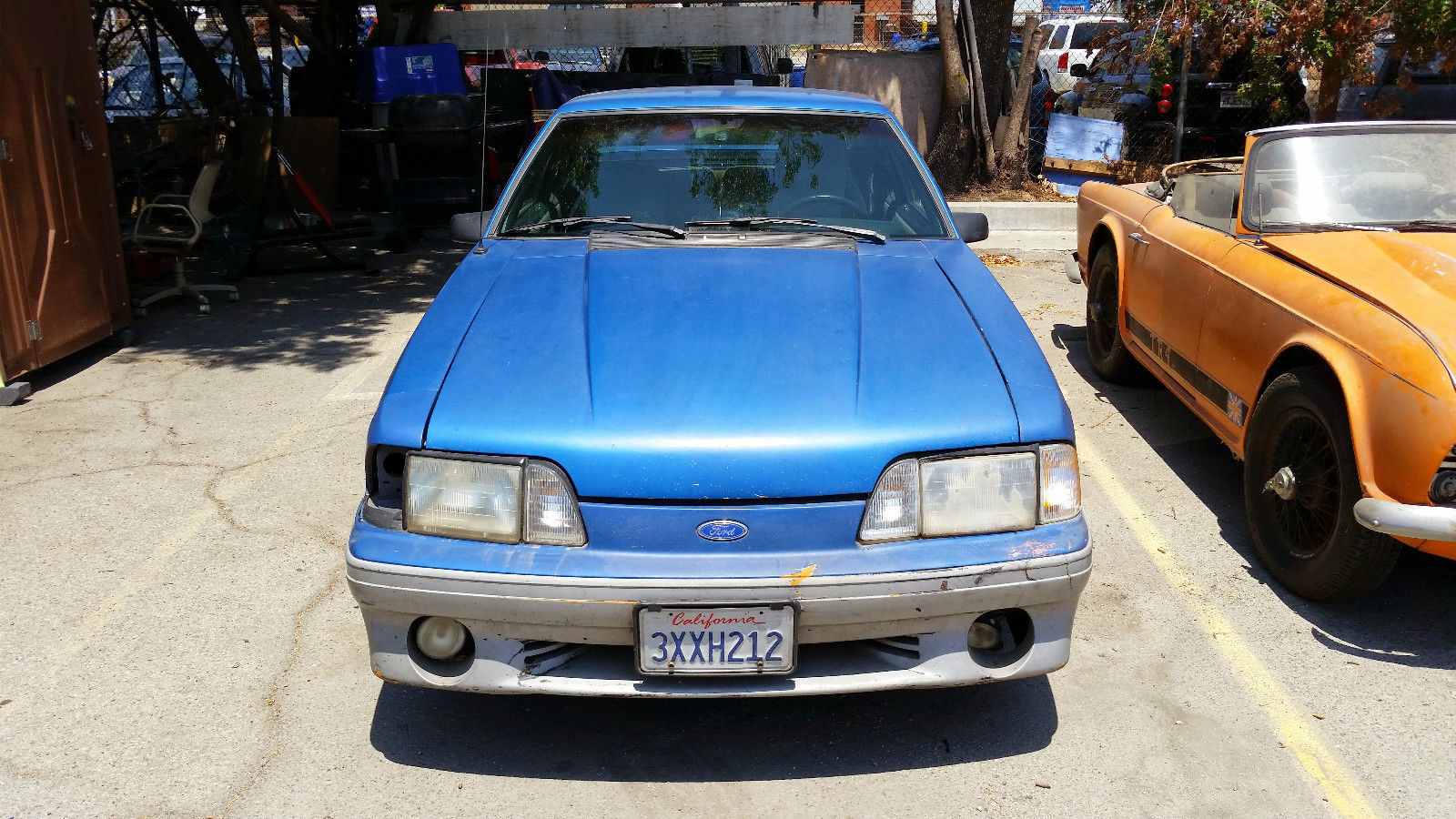 1990 White Ford Mustang Hatchback