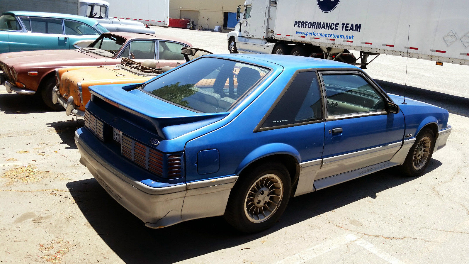 1990 White Ford Mustang Hatchback