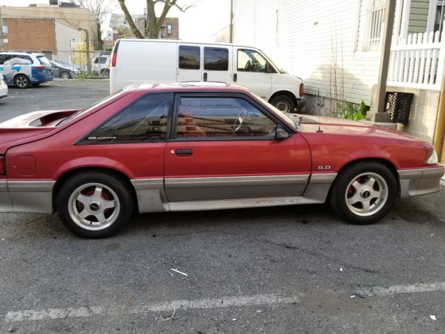 1990 Red Ford Mustang Hatchback