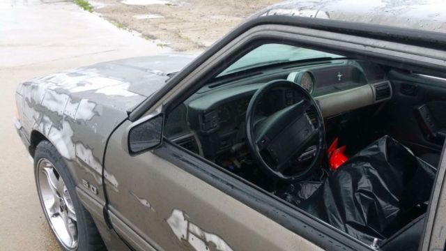 1990 Gray Ford Mustang Hatchback