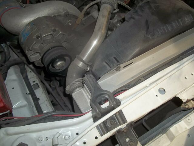 1990 White Ford Mustang Hatchback