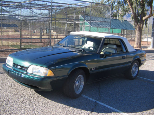 1990 Ford Mustang Convertible