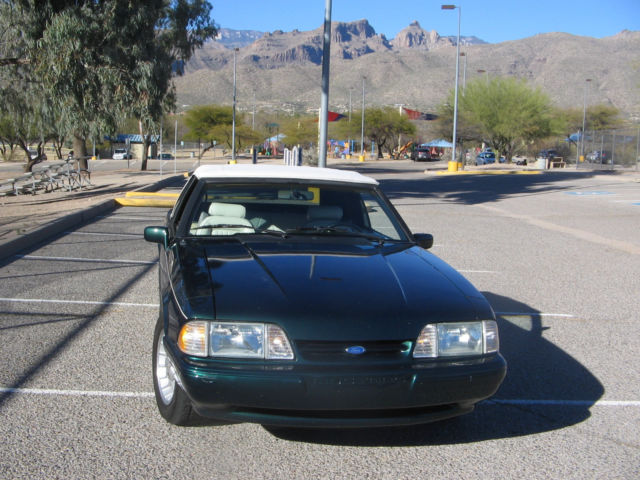 1990 Ford Mustang Convertible